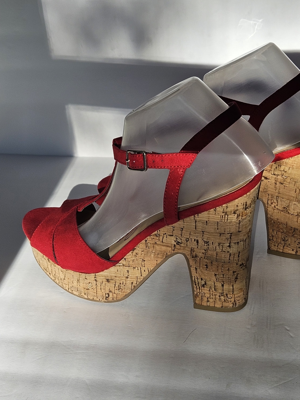 American Rag Cie Red Faux Suede Platform Wedge Sandals Cork Heel Size 10W Wide - Picture 7 of 13